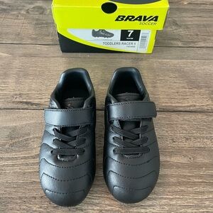 Brava Black Soccer Cleats Toddler Size 7